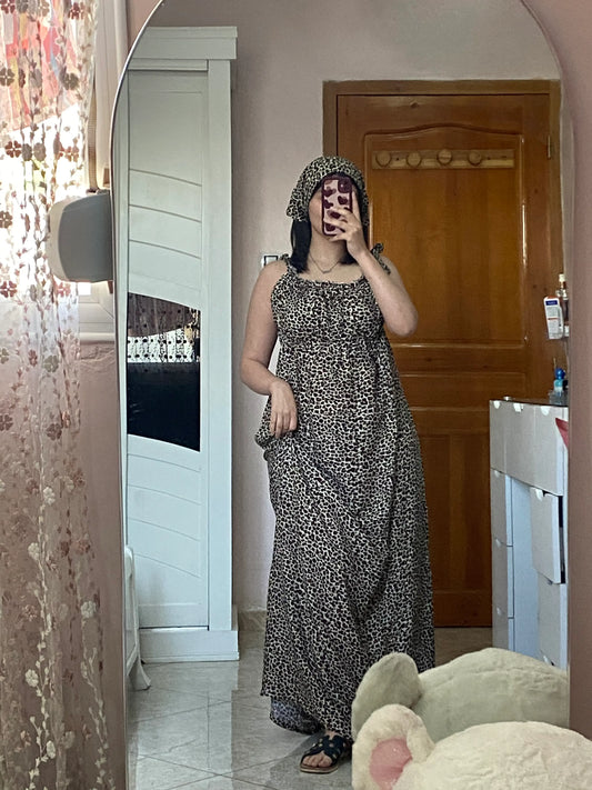 طقم فاطمة الصيفي 💫 (فستان + فولار)